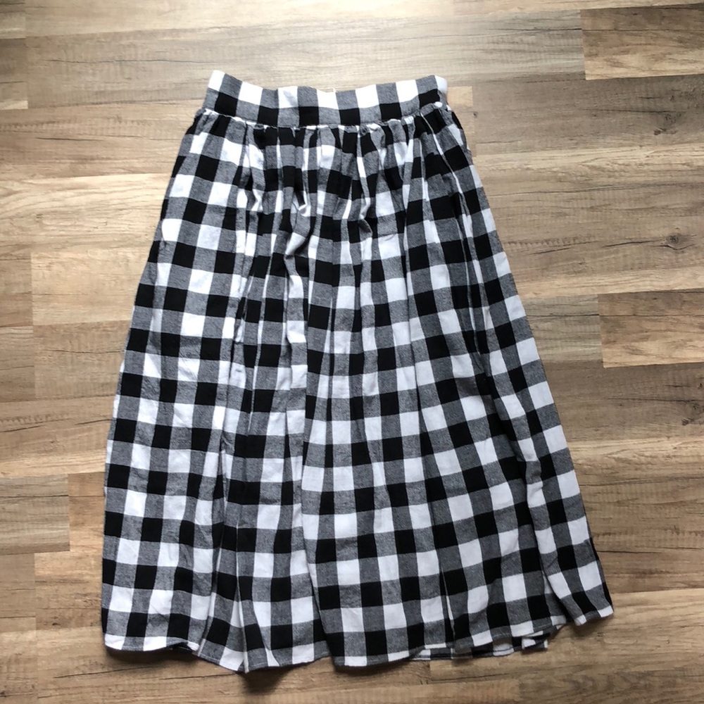 Checkered skirt